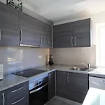 Apartament T1 Da Rocha/ Patio Da Rocha