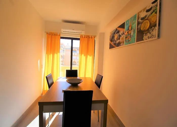 T1 Da Rocha/ Patio Da Rocha * 波尔蒂芒